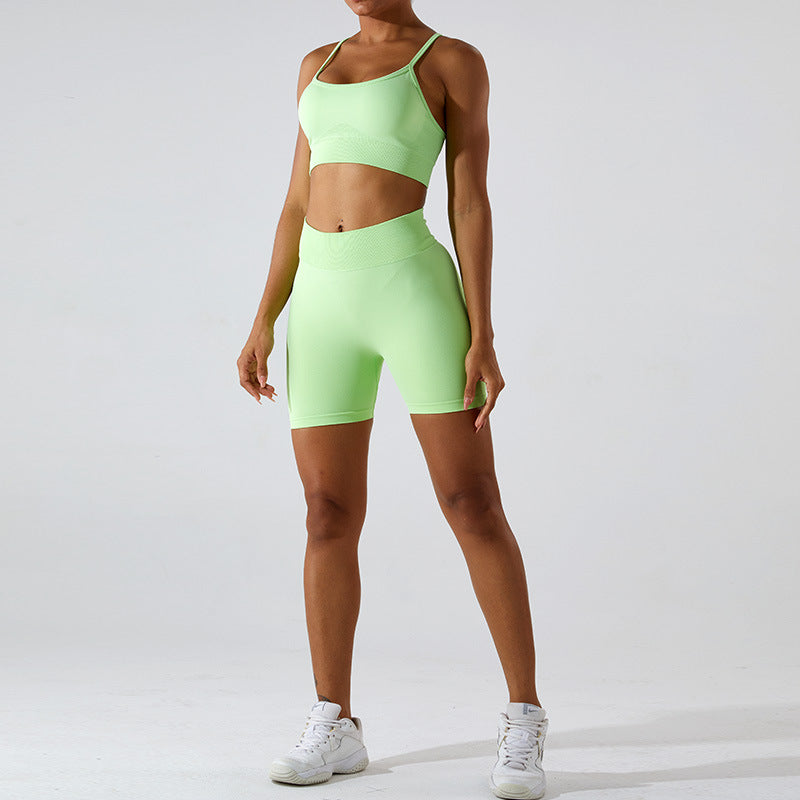 2023.09 Seamless high-waisted peach hip lift yoga shorts women's cross back sports underwear fitness wear set