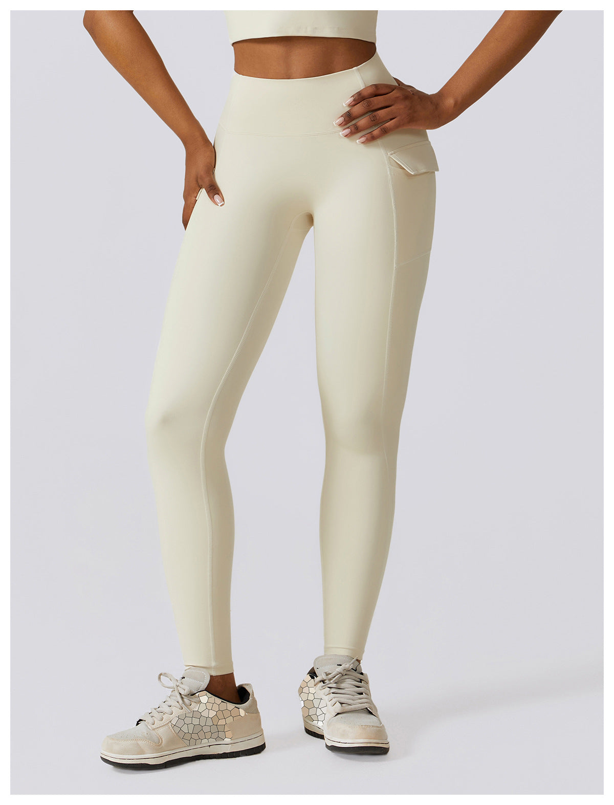 2023.09 Naked quick-drying yoga pants, high-waisted butt-lifting fitness pants, cargo pockets, cycling and running sports pants 8296