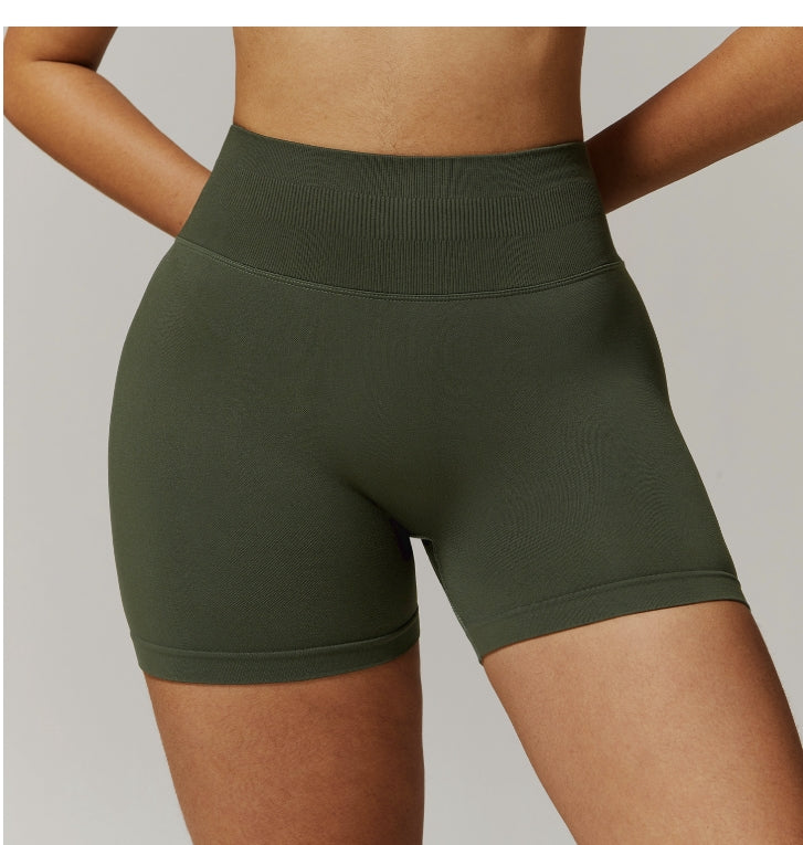 06/2024 Seamless high waist yoga shorts summer women's tight hip lifting sports running quick-drying fitness pants 7655